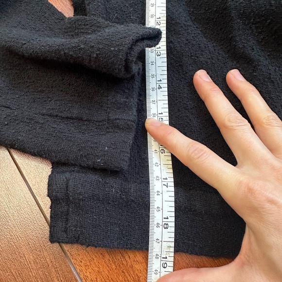 Madewell Texture & Thread Women’s Medium Long Sleeve Cropped V-Neck Shirt - Picture 3 of 5